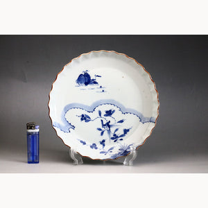 0103　Japanese porcelain "chuzara"　中皿