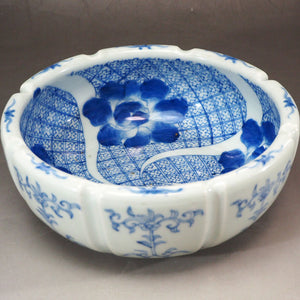 0121 Japanese porcelain  "Imari"　伊万里焼