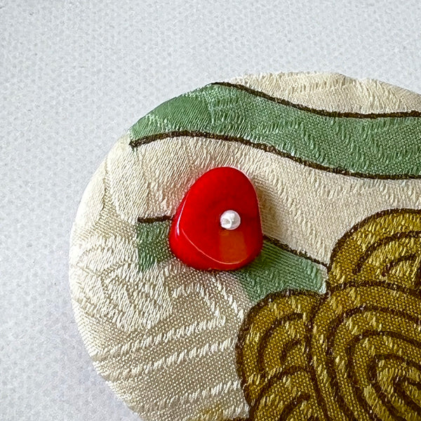 0008　Kimono material as a brooch / Kimono/Obi remake accessories Obi clasp