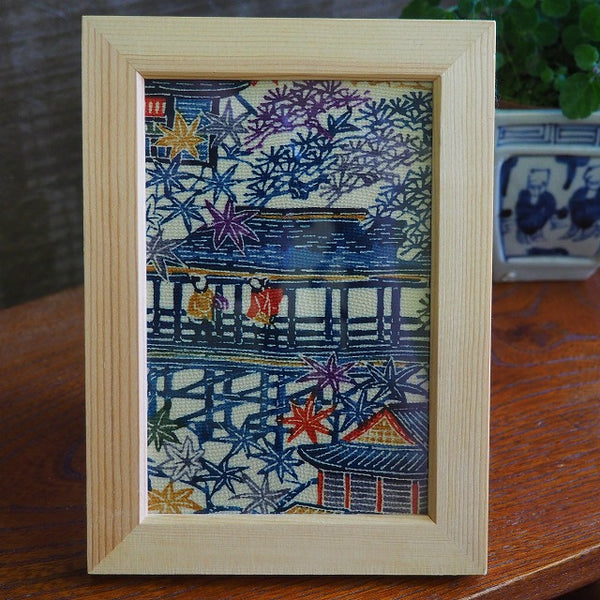 0039　Frame art 【Ryukyu Bingata Palace】/ Hand-dyed Kimono Remake Handmade Interior