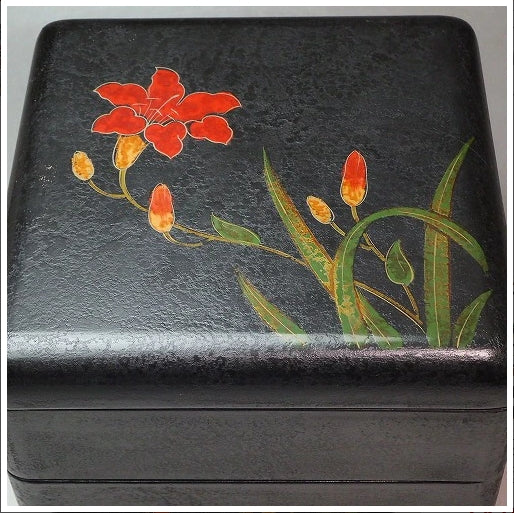 0790 Floral patterned two-tiered bento box　/ 02 Japan "Bento box"　重箱 /JAPAN japanese antique vintage lacquerware