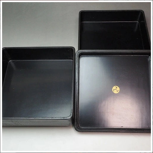 0790 Floral patterned two-tiered bento box　/ 02 Japan "Bento box"　重箱 /JAPAN japanese antique vintage lacquerware