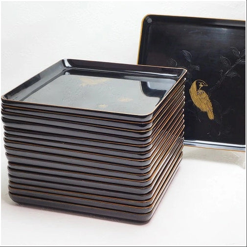 <br>折敷 沈金 16枚組 0784 16-piece set of woven and decorated gold 0784<br>漆器 天然木 漆<BR><BR>02 Japan "zen"　膳　JAPAN antique vintage tableware lacquerware try