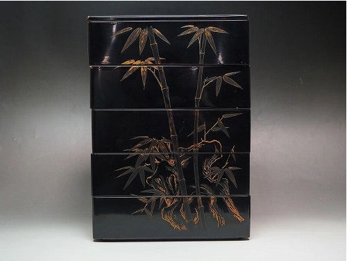 <BR>0779 Murakami wood carving, lacquered lacquerware, gold polished tiered box.<BR><BR>/ 02 Japan "Bento box"　重箱 /JAPAN japanese antique vintage lacquerware
