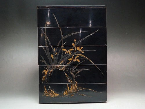 <BR>0779 Murakami wood carving, lacquered lacquerware, gold polished tiered box.<BR><BR>/ 02 Japan "Bento box"　重箱 /JAPAN japanese antique vintage lacquerware