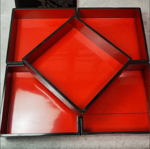 <BR>0779 Murakami wood carving, lacquered lacquerware, gold polished tiered box.<BR><BR>/ 02 Japan "Bento box"　重箱 /JAPAN japanese antique vintage lacquerware
