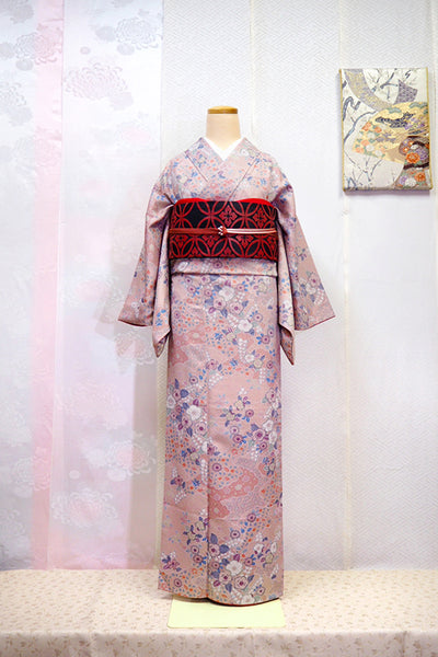 Kimono set with pink and red "Tsujigahana" pattern　0003　くすみピンクと赤色で上品に色づく 辻が花紋様の小紋着物セット　正絹 着物・帯・帯揚げ・帯締め　4点セット